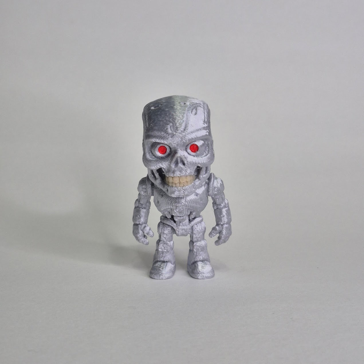 Terminator T-800 Mini Flexi Figure – 80s Retro Action Movie Articulated Mini Figure
