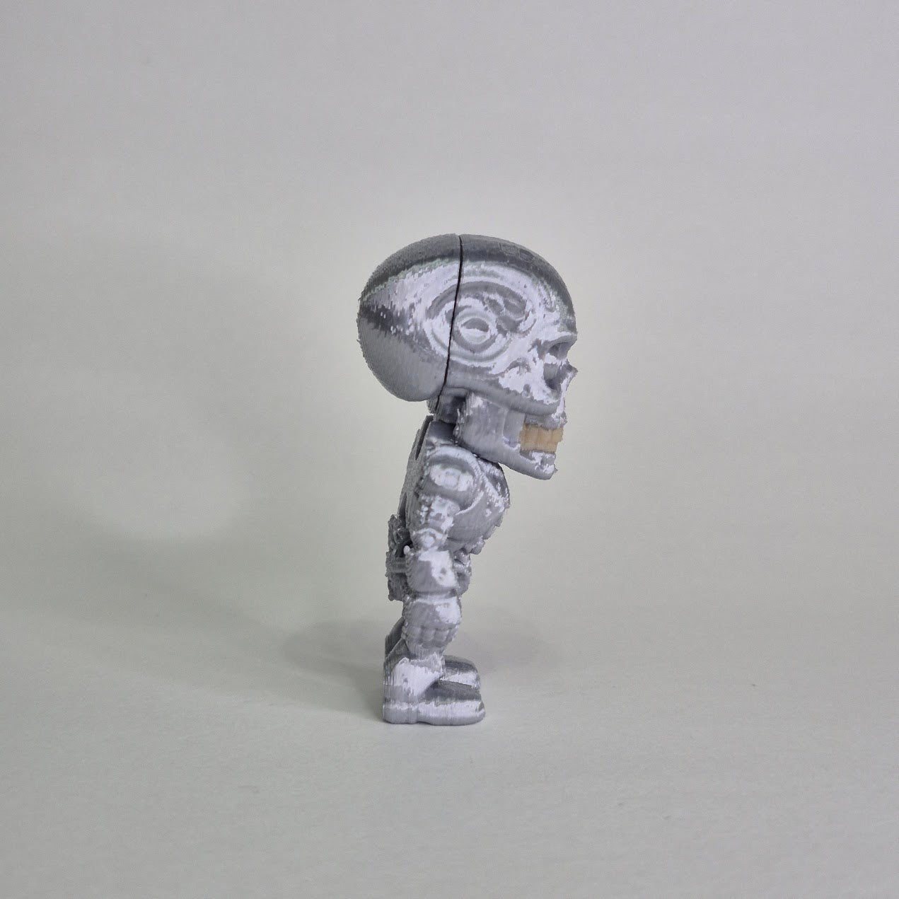 Terminator T-800 Mini Flexi Figure – 80s Retro Action Movie Articulated Mini Figure
